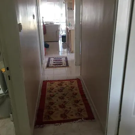 Centre Cosy 3 Bedroom Apt *