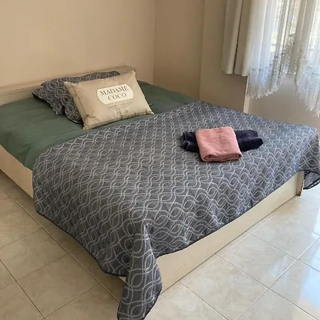Centre Cosy 3 Bedroom Apt كوشاداسيه