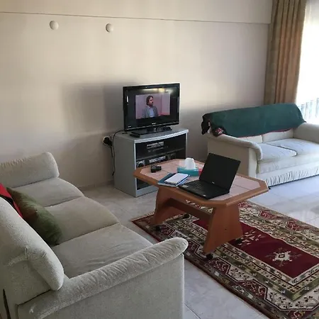 Centre Cosy 3 Bedroom Apt شقة *